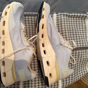 On Cloud Sneakers in Beige and Gray